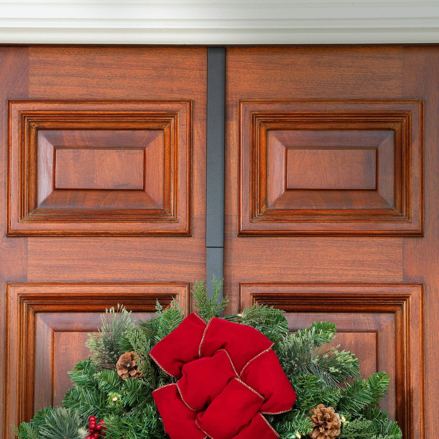 Adjustable Matte Black Metal Wreath Hanger – Modern Front Door Hook