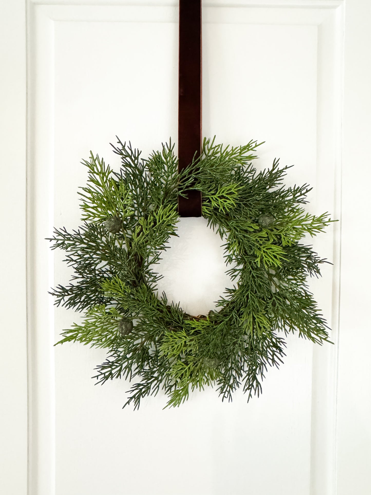 Mini Cedar Christmas Wreath Set with Brown Velvet Ribbon