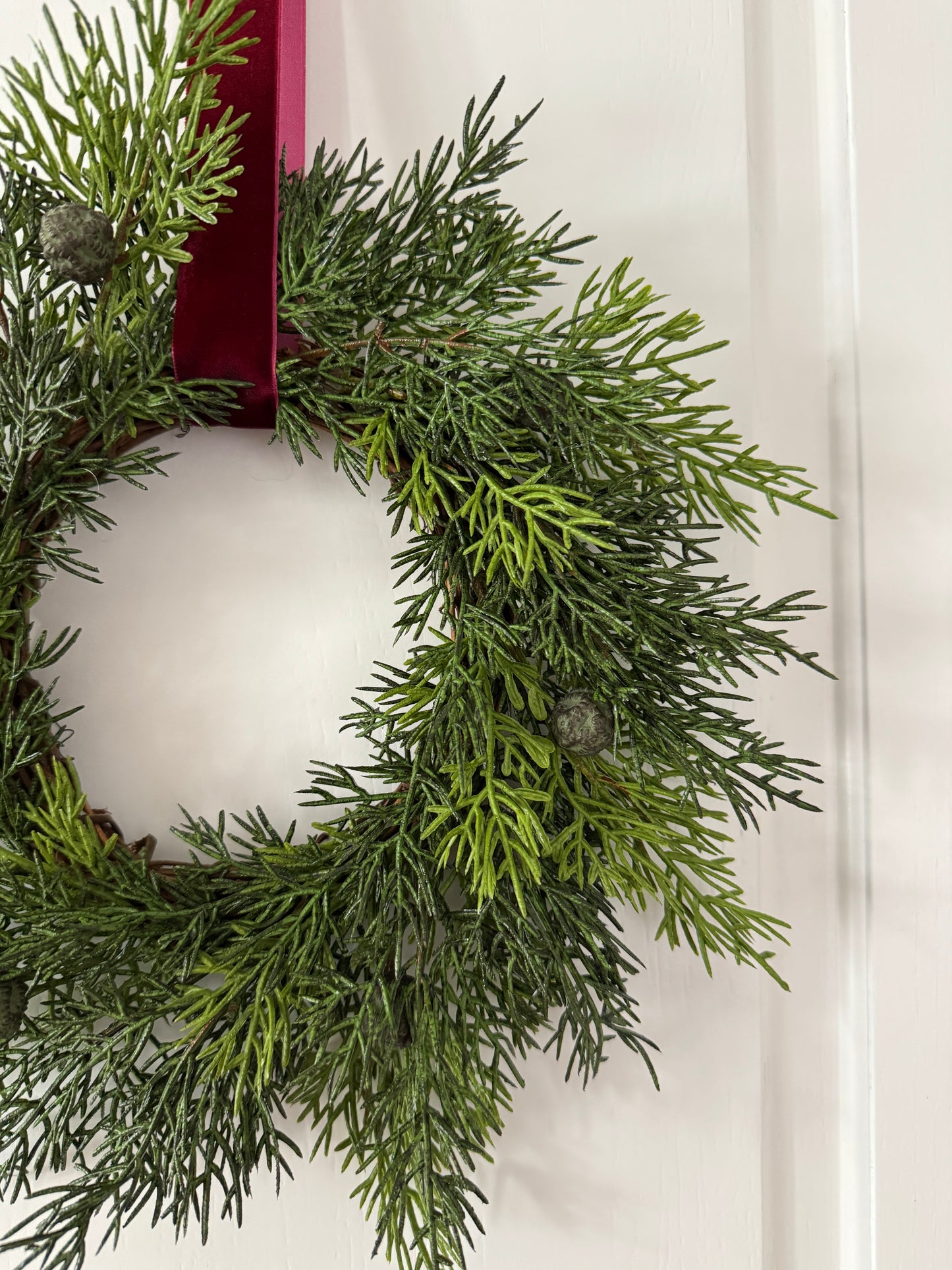 Mini Cedar Christmas Wreath Set with Burgundy Velvet Ribbon