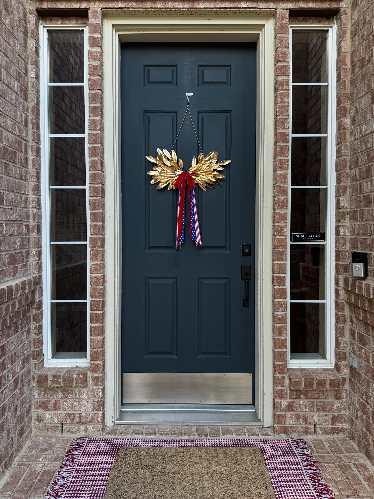 Gold Laurel Patriotic Wreath