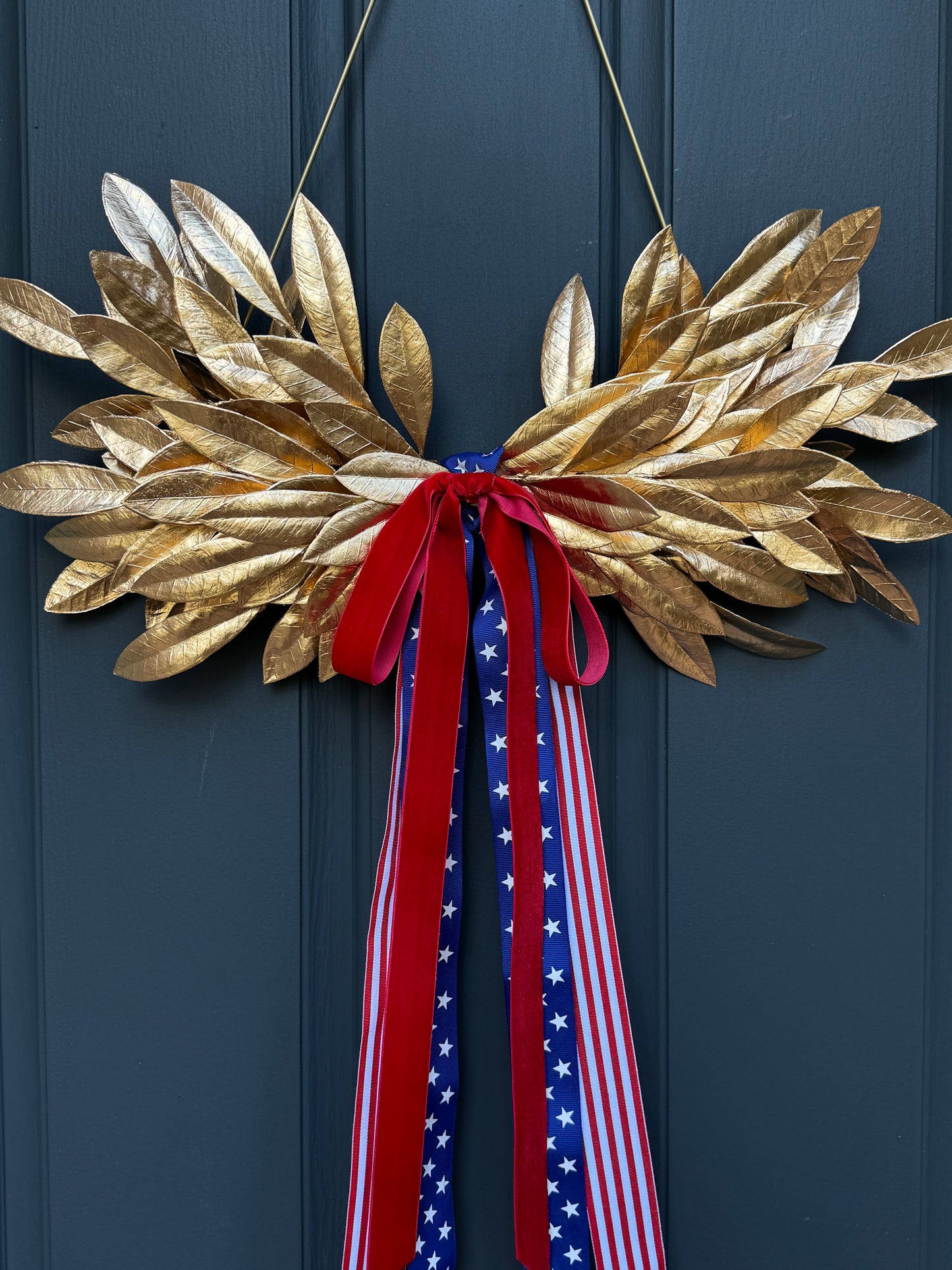 Gold Laurel Patriotic Wreath