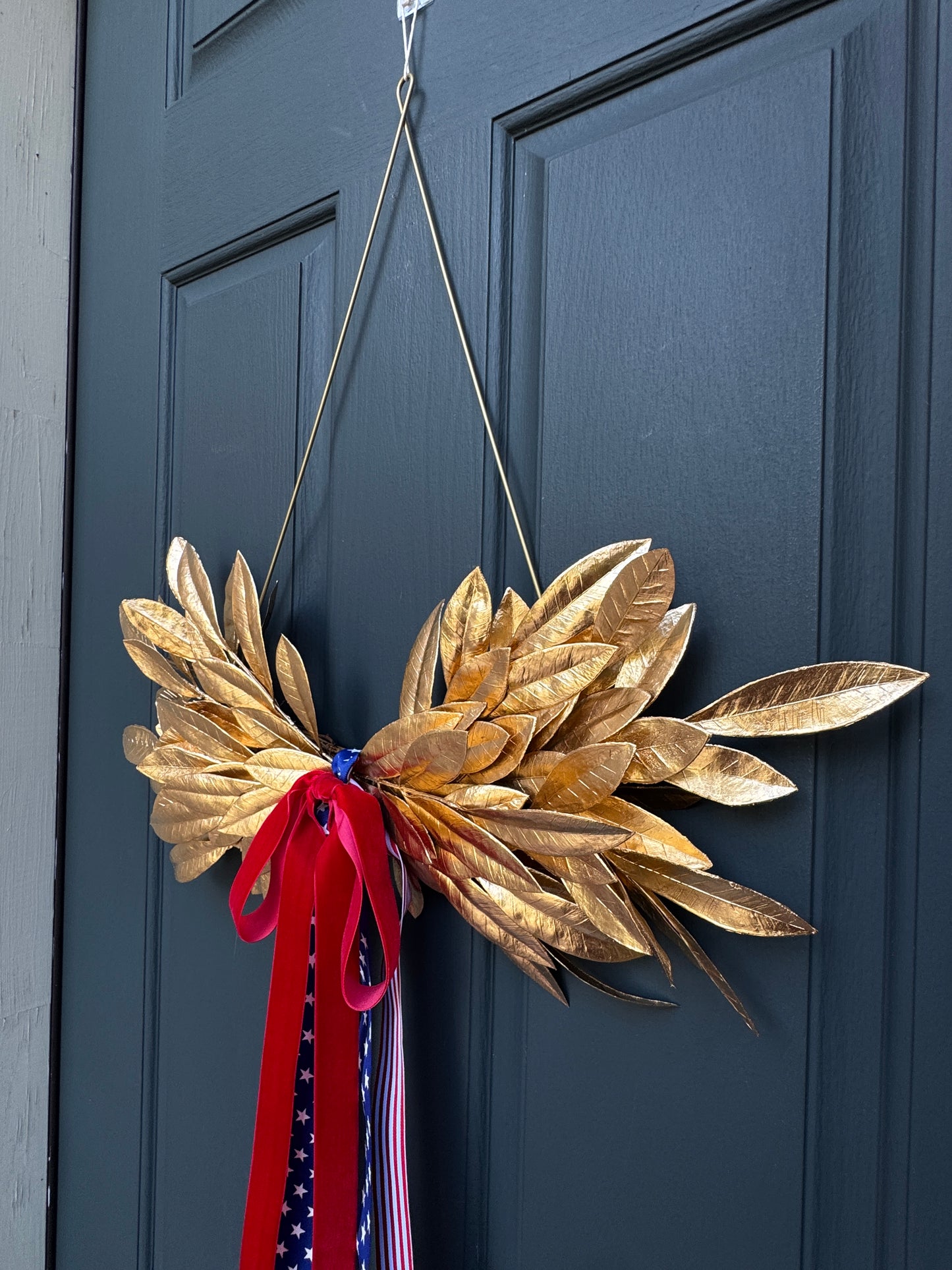 Gold Laurel Patriotic Wreath