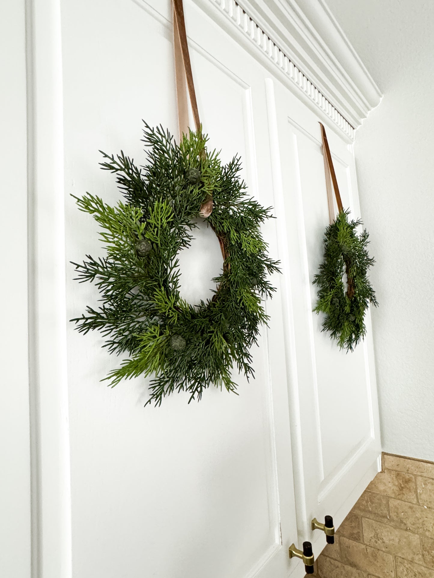 Mini Cedar Christmas Wreath Set with Red & White Striped Ribbon