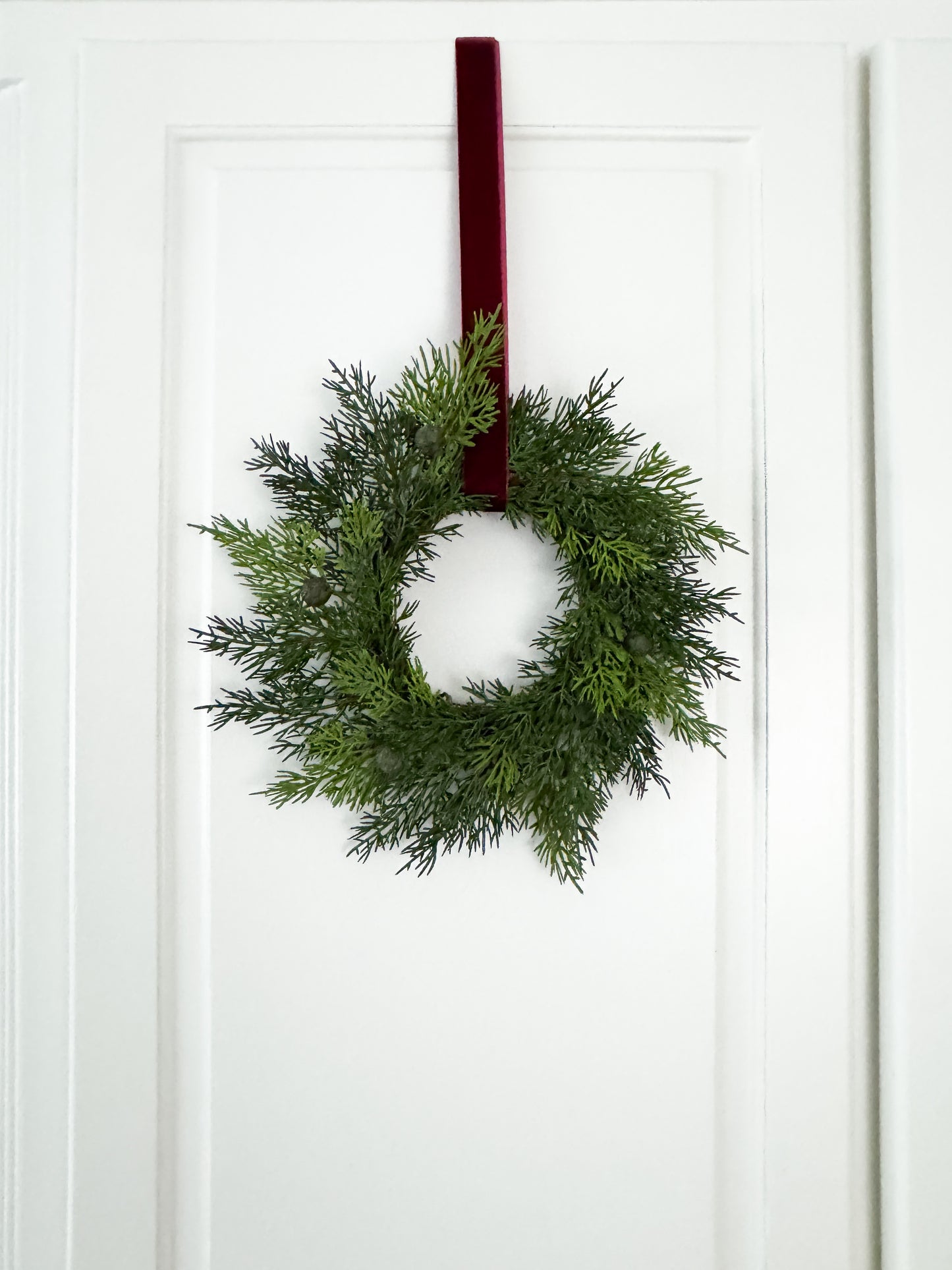 Mini Cedar Christmas Wreath Set with Red & White Striped Ribbon