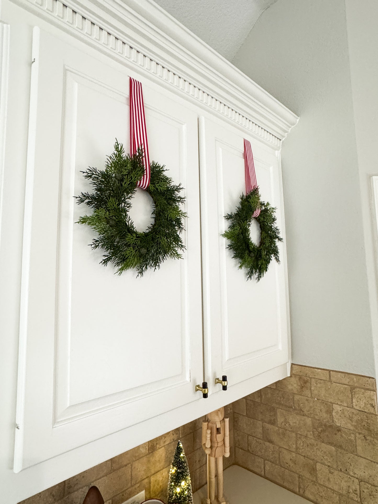 Mini Cedar Christmas Wreath Set with Brown Velvet Ribbon