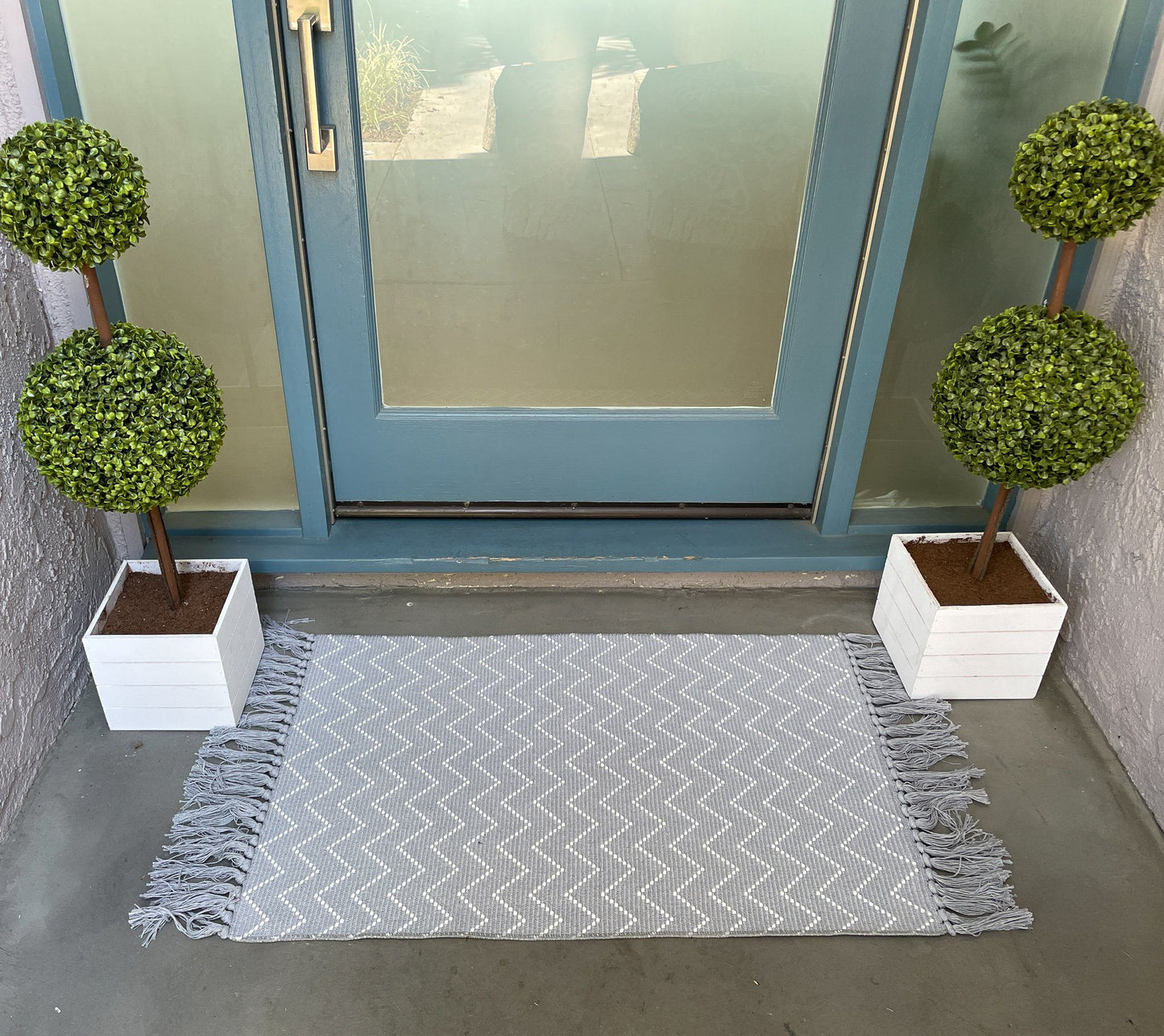 Grey and White Geometric Accent Rug